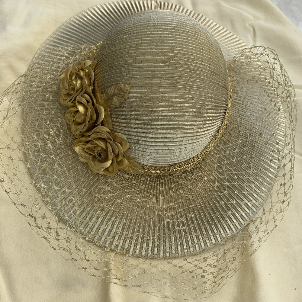 Hat - Picture 4 of 4